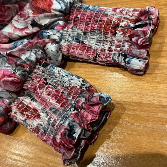 Elliatt Pink Floral Long Sleeve Dress - Picture 11 of 15